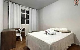 AVENIDA PAULISTA - QUARTO CASAL em Apartamento compartilhado